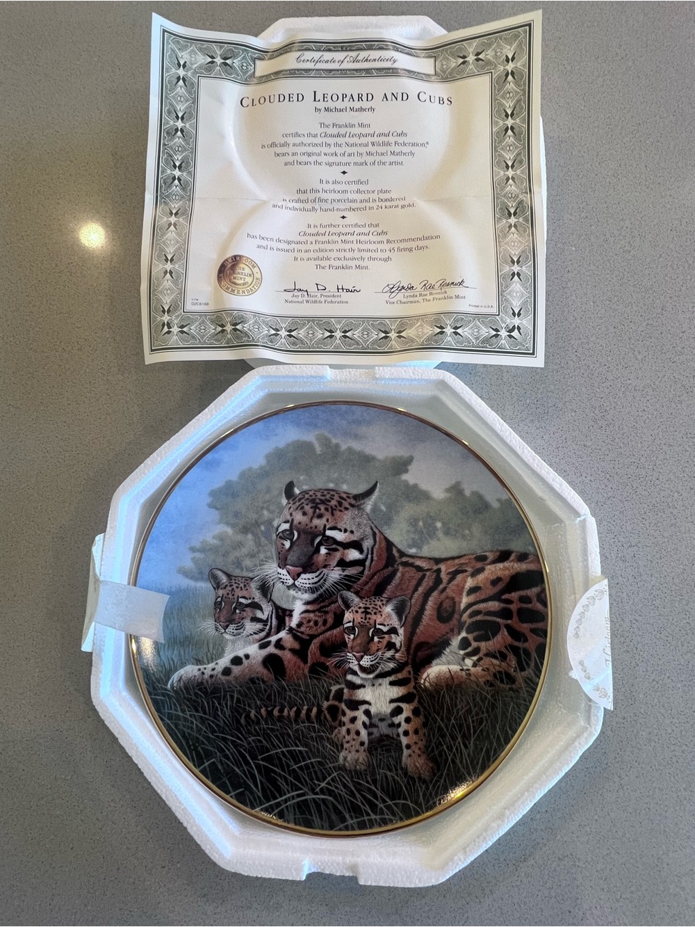 Clouded Leopard and Cubs limited edition, collectors plate Michael Matherly